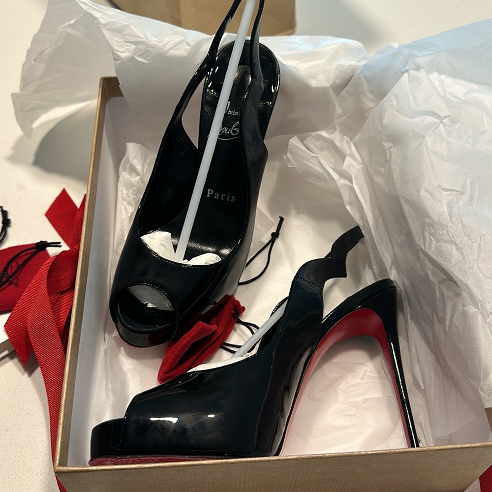Hot chick sling back Louboutin shoes size 6.5